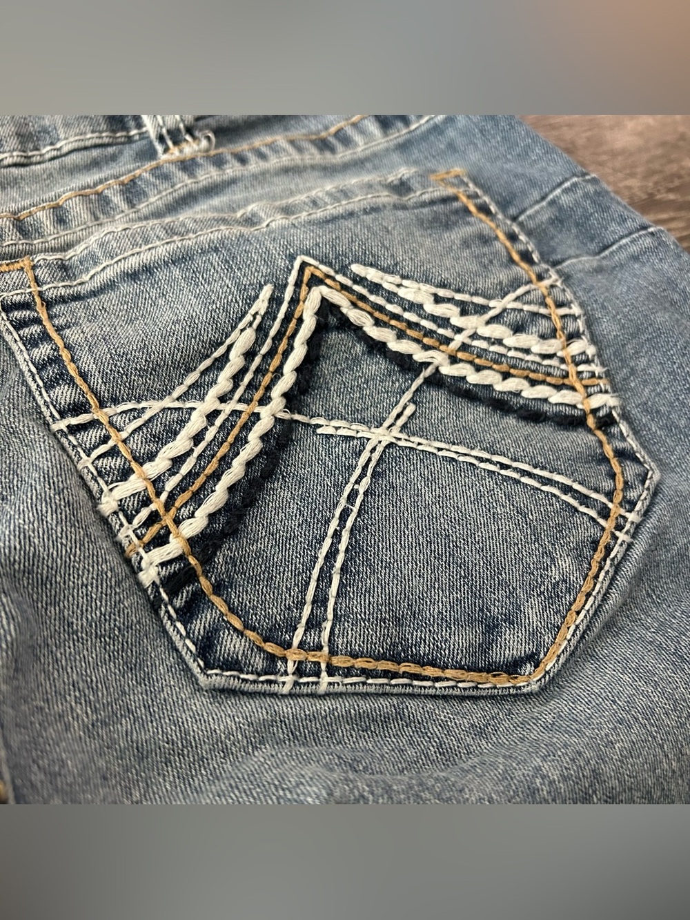 Ariat Real Denim Low Rise Boot Cut Blue Jeans Womens 31L Embroidered Pockets Y2K - Picture 8 of 14